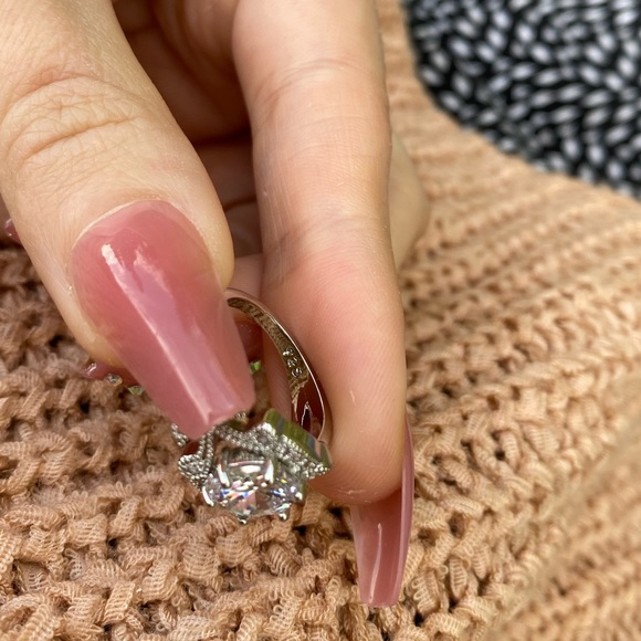 NEW Stamped 925 Silver Ring - Picture 8 of 8